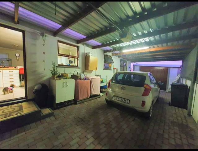 2 BEDROOM HOUSE FOR SALE IN BELLVILLE CENTRAL